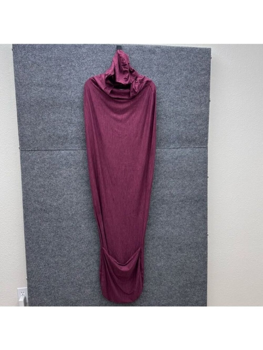 HugSleep Sleep Pod Wrap Hooded Sensory Adult Swaddle Stretchy Light Size Medium